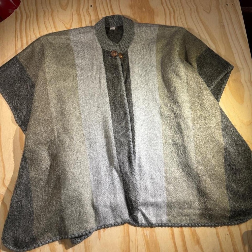 Runa Arts Women Grey Green Striped Wool Blend Button Poncho Cape OS